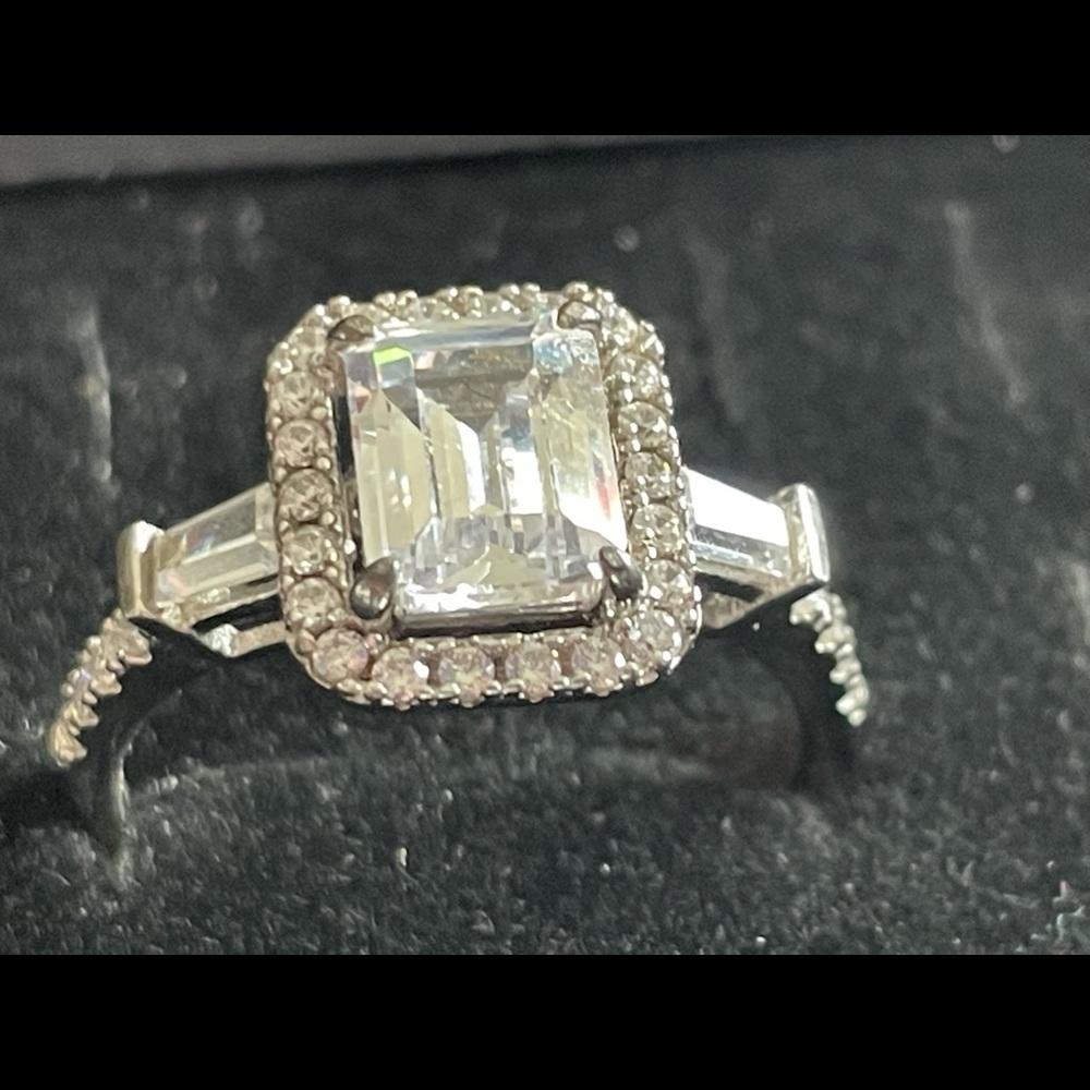 925 CZ ring size 9